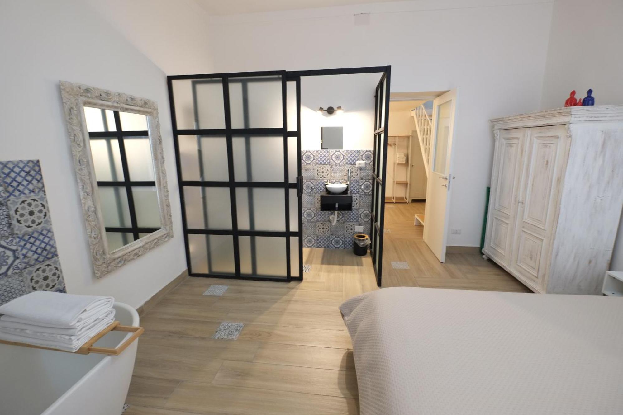 Suite Apartment Casa Lu Наполи Екстериор снимка