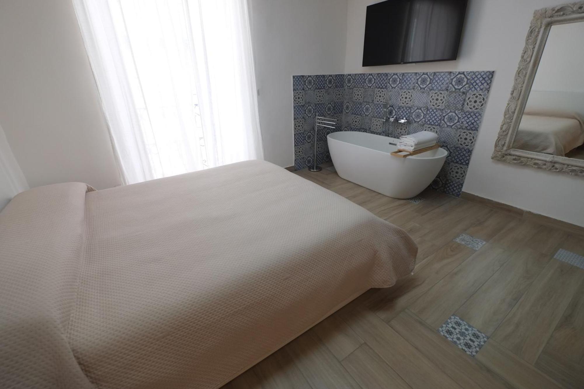 Suite Apartment Casa Lu Наполи Екстериор снимка